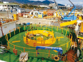 image of 700-ton turntable