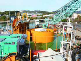 image of 1,260-ton turntable